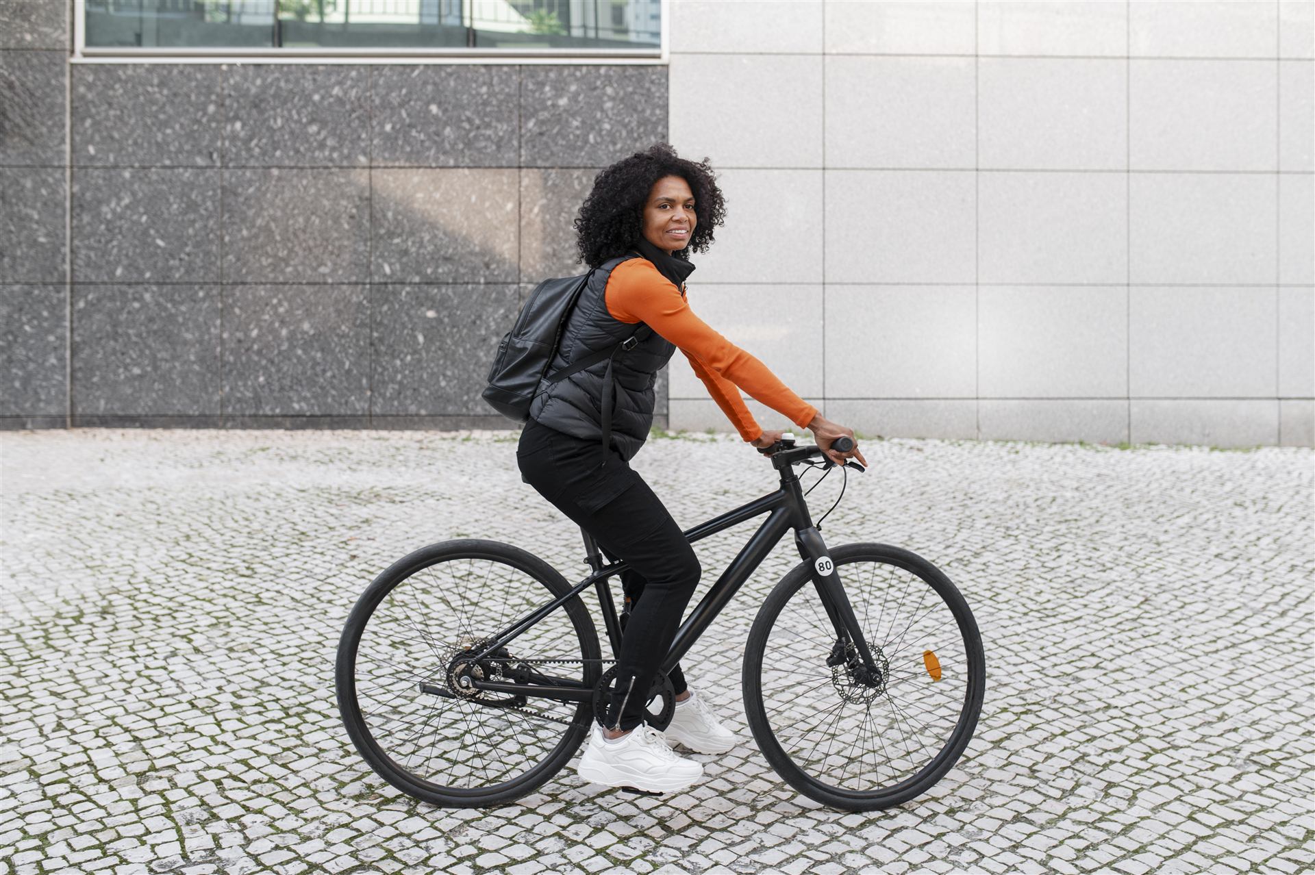 Pessoa em bicicleta